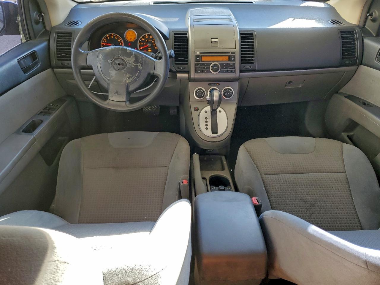 Nissan Sentra 2.0 Image 6