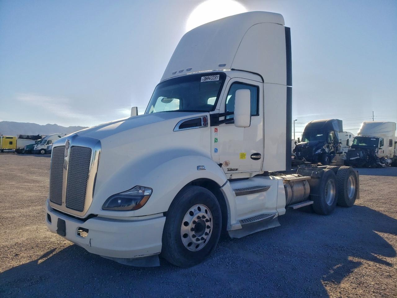 Kenworth Constructi T680 Image 2