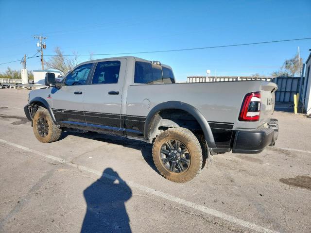 Ram 2500 Powerwagon Image 12