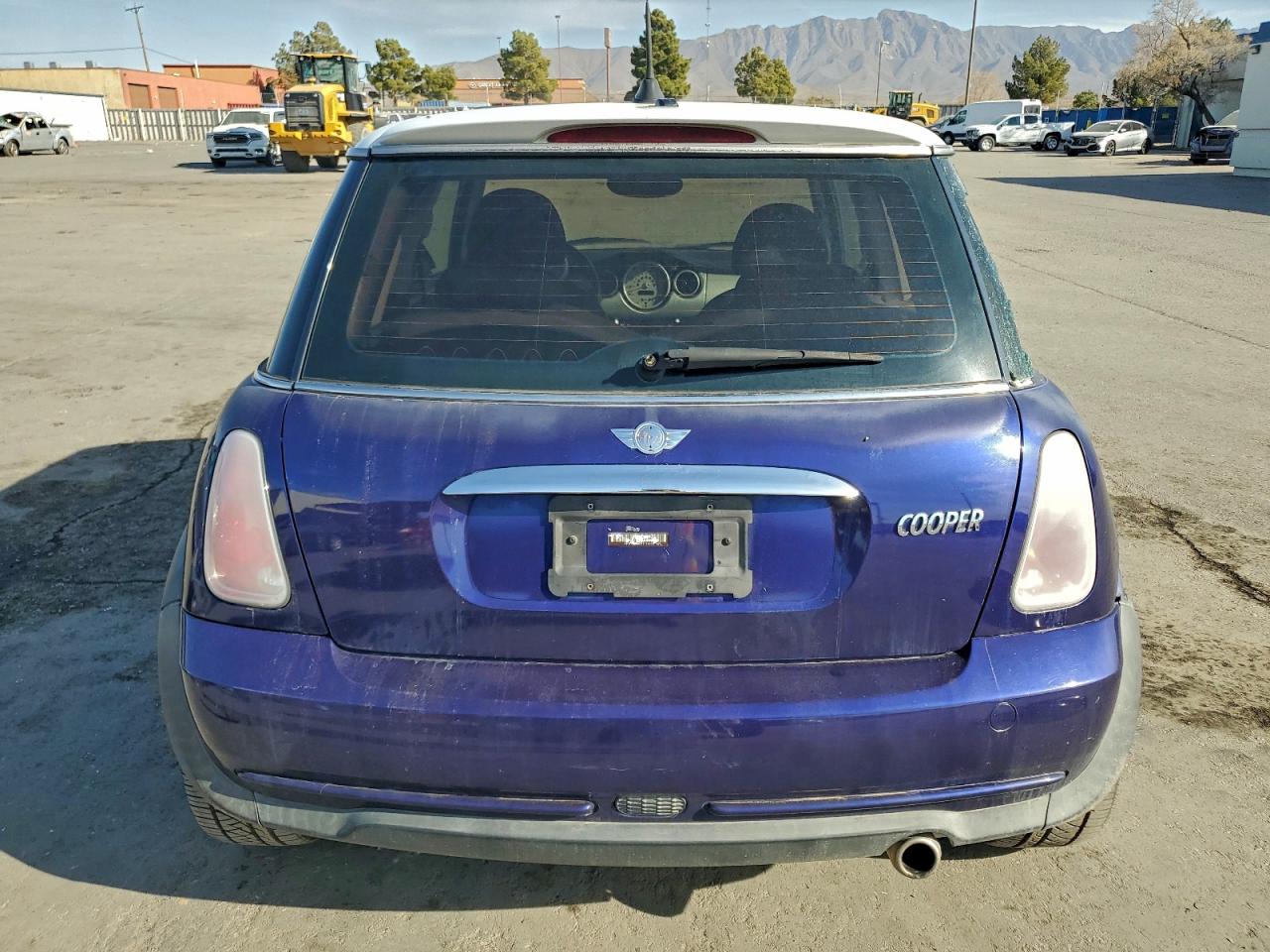 MINI Cooper Image 2