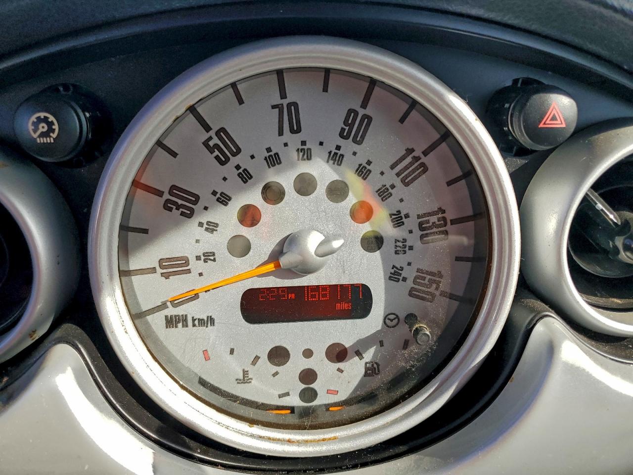 MINI Cooper Image 11