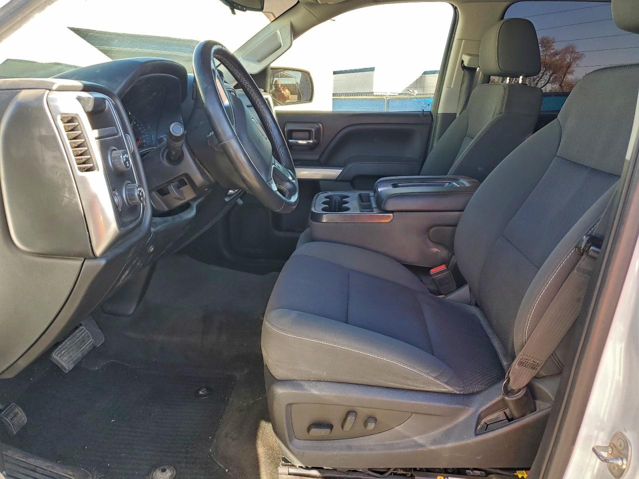 Chevrolet Silverado K1500 Lt Image 6