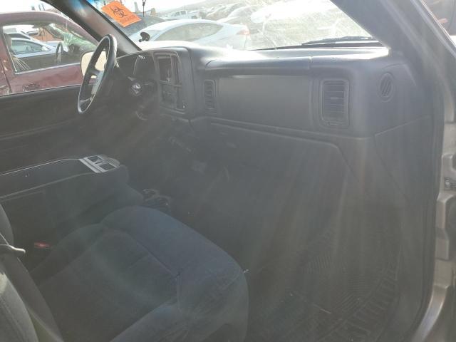 Chevrolet Silverado K2500 Heavy Duty Image 7