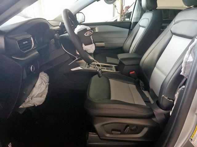 Ford Explorer Xlt Image 11