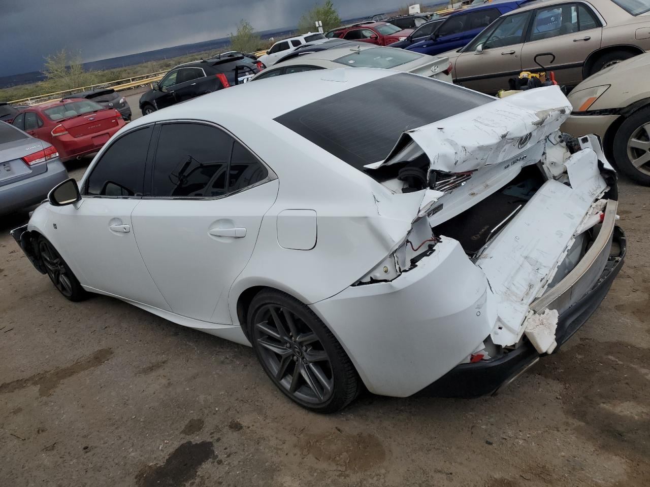 Lexus Is 350 Image 2