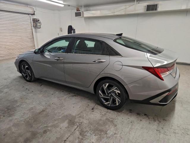 Hyundai ELANTRA Sel Image 8