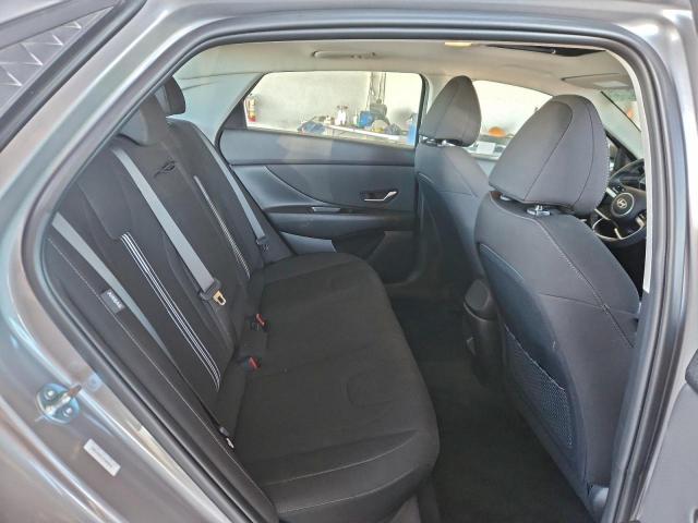 Hyundai ELANTRA Sel Image 7