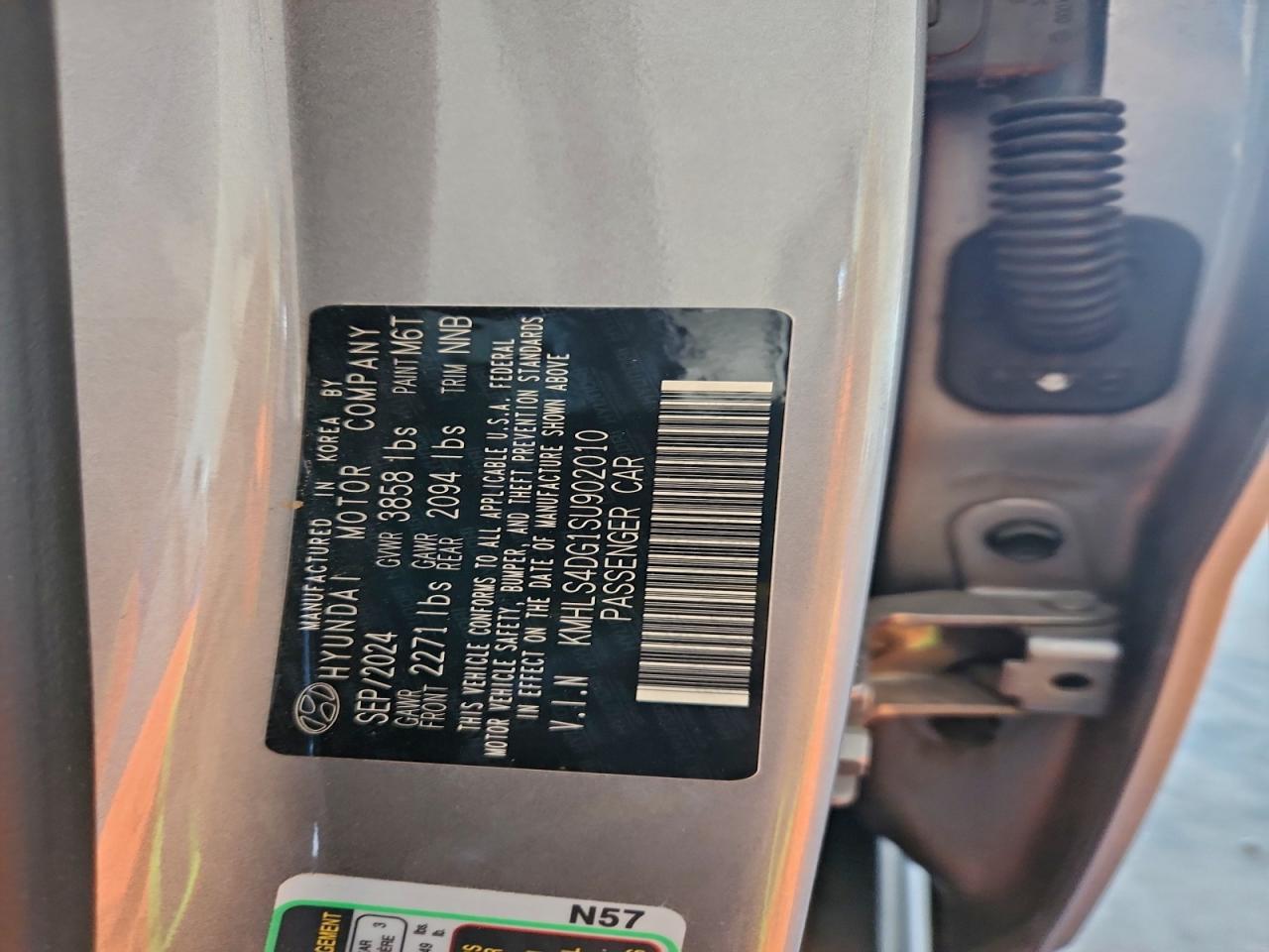 Hyundai ELANTRA Sel Image 4