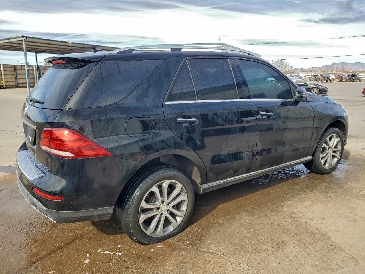 Mercedes-Benz GLE 350 Image 4