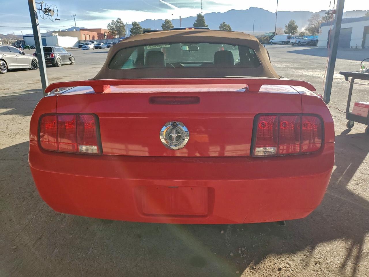 Ford Mustang Image 4