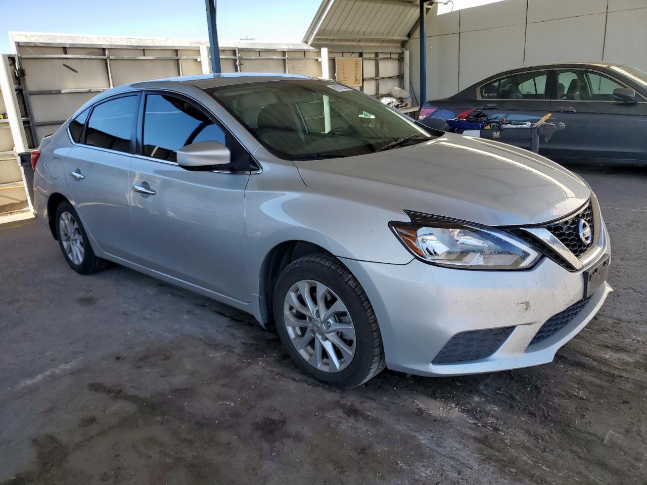 Nissan Sentra S Image 2