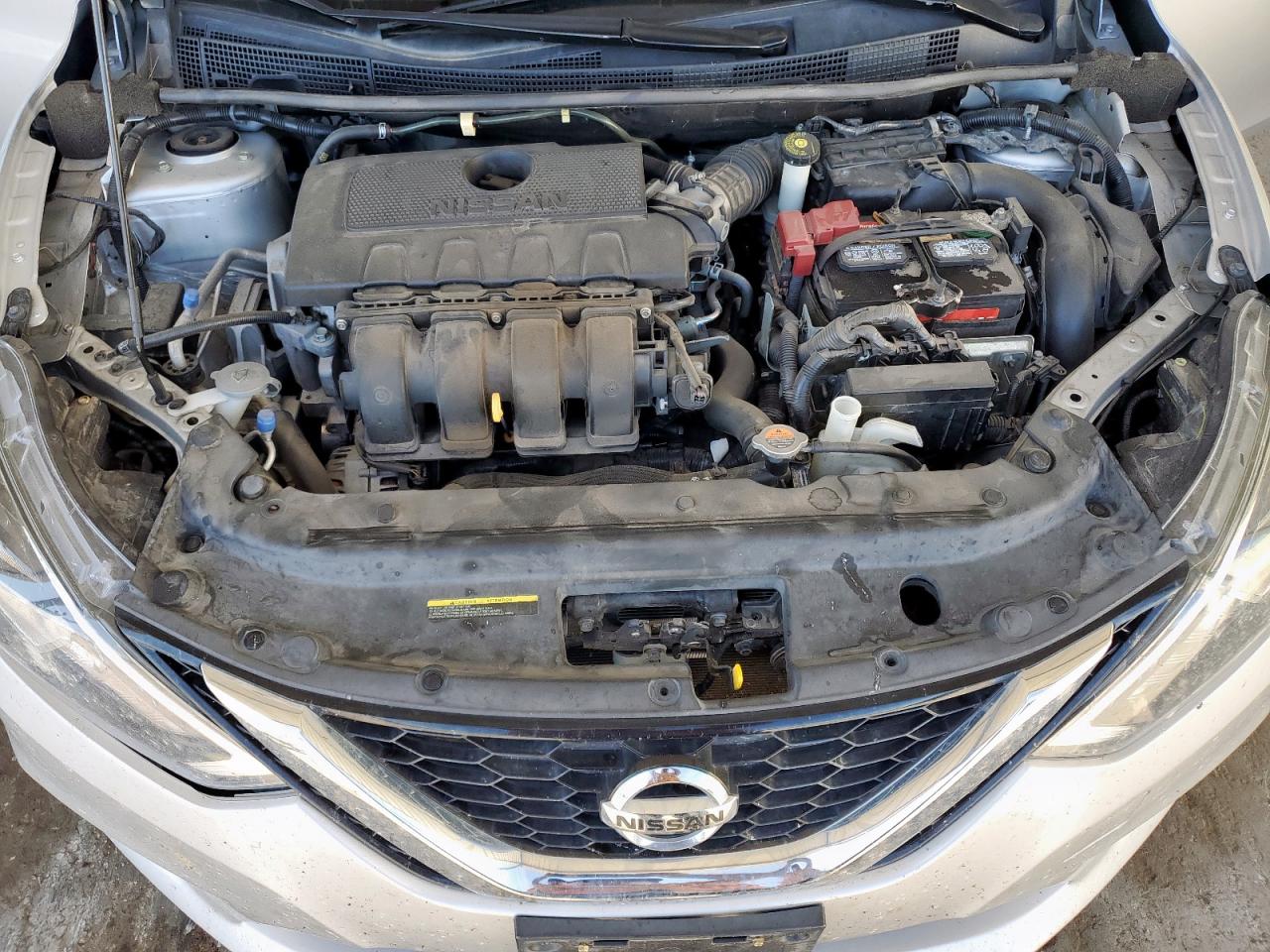 Nissan Sentra S Image 10