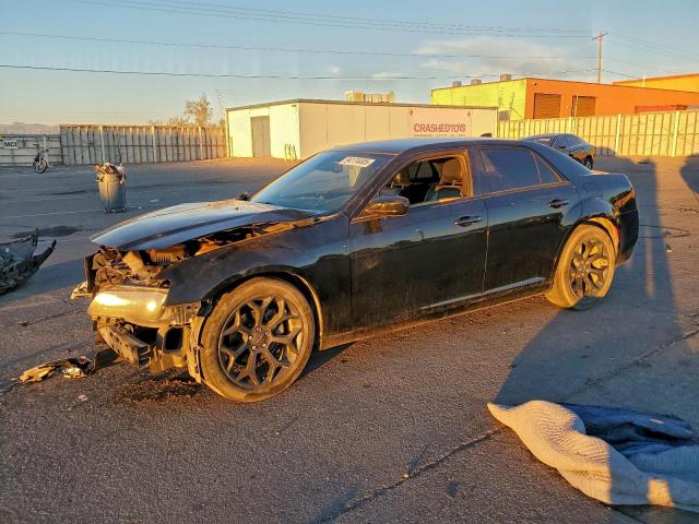  Salvage Chrysler 300