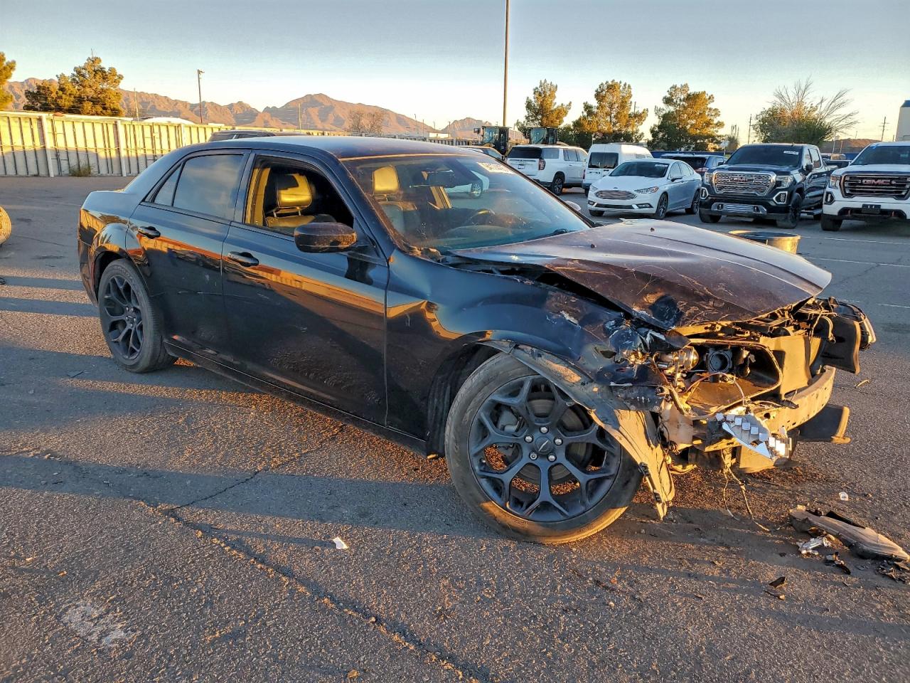 Chrysler 300 S Image 6