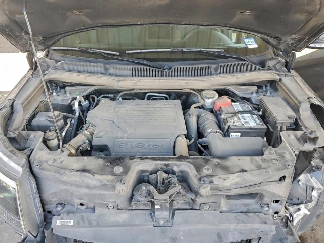 Ford Explorer Sport Image 9