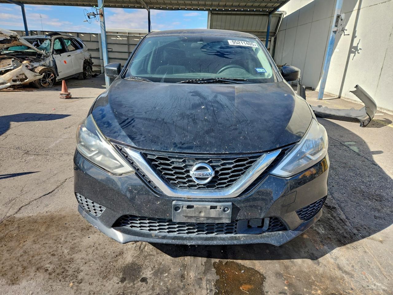 Nissan Sentra S Image 3