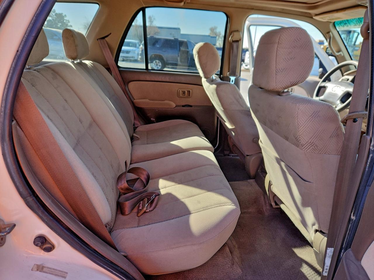 Toyota 4Runner Sr5 Image 11