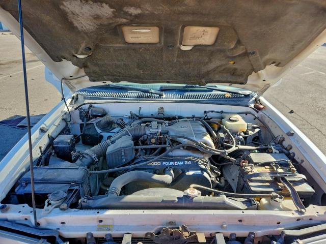 Toyota 4Runner Sr5 Image 6