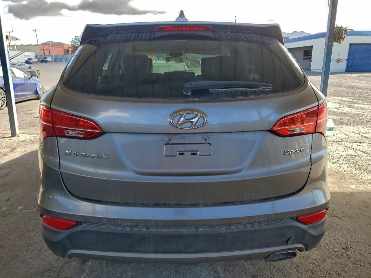 Hyundai SANTA FE Image 13