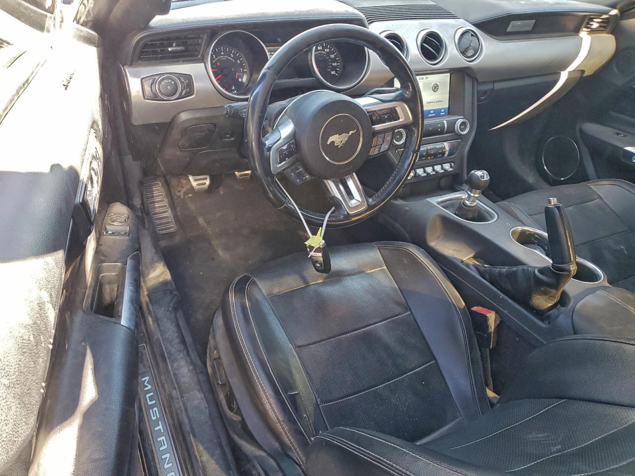 Ford Mustang Gt Image 7