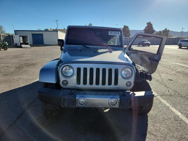 Jeep Wrangler Sahara Image 2