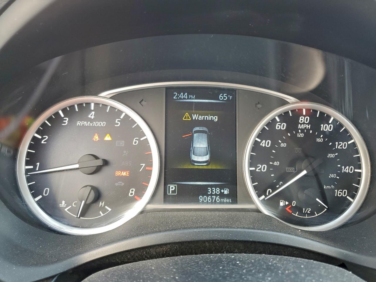 Nissan Sentra S Image 8