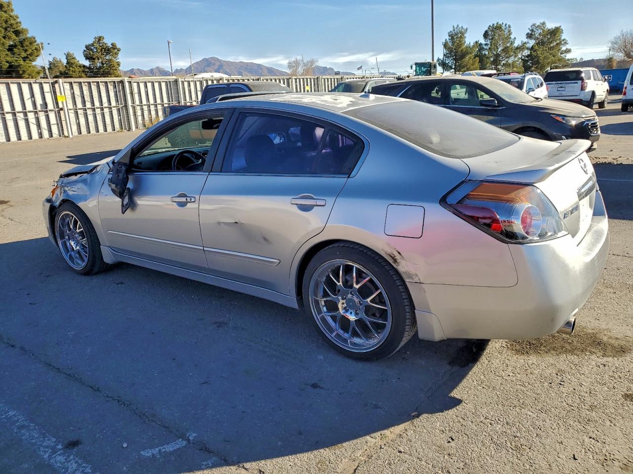 Nissan Altima Sr Image 3