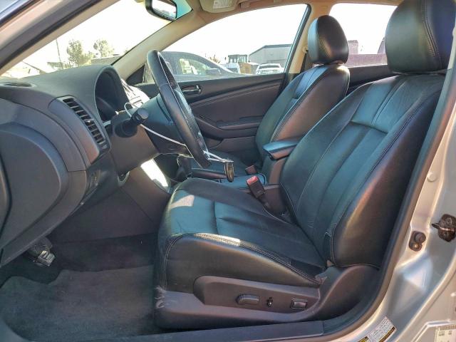 Nissan Altima Sr Image 7