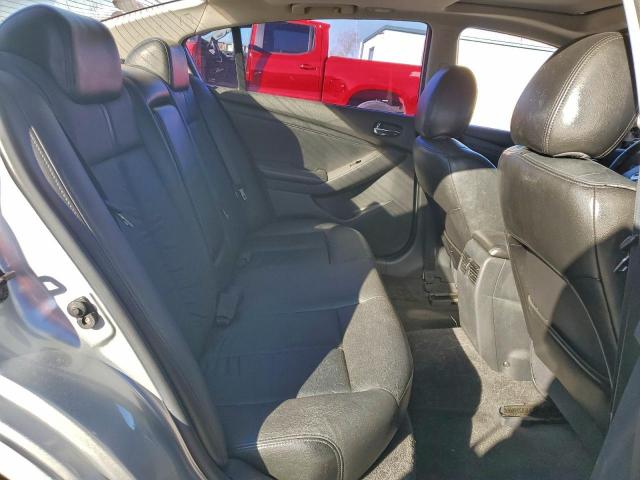 Nissan Altima Sr Image 10