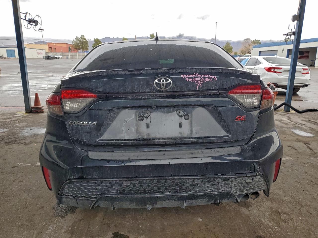 Toyota Corolla Se Image 4