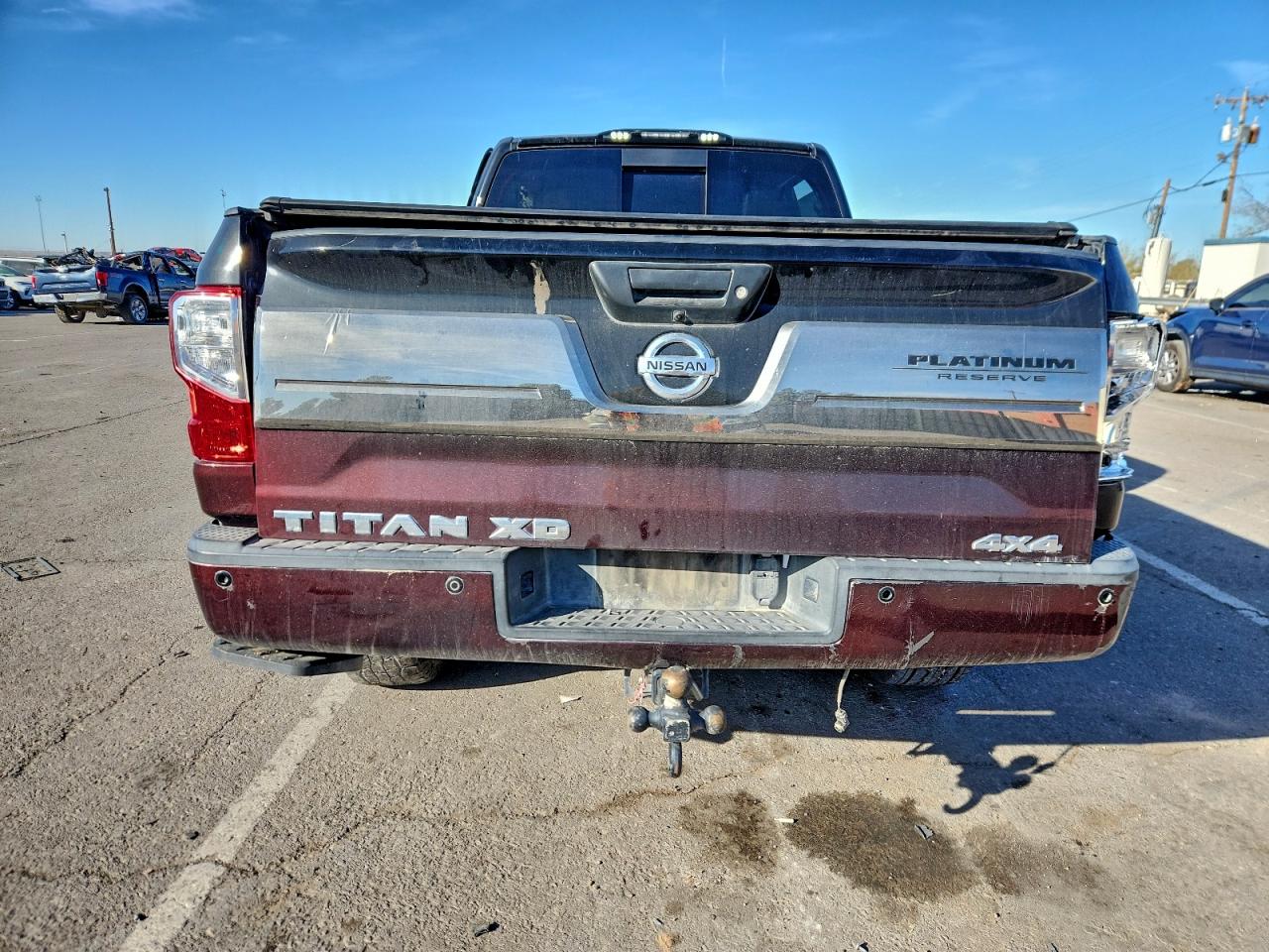 Nissan Titan Sl Image 3