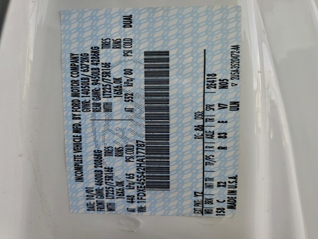 Ford Econoline E450 Super Duty Cutaway Van Image 7