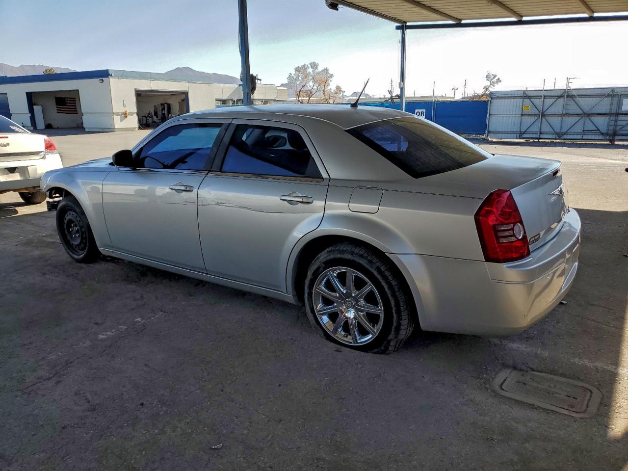 Chrysler 300 Lx Image 11