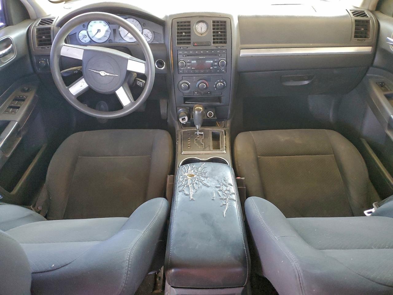 Chrysler 300 Lx Image 4