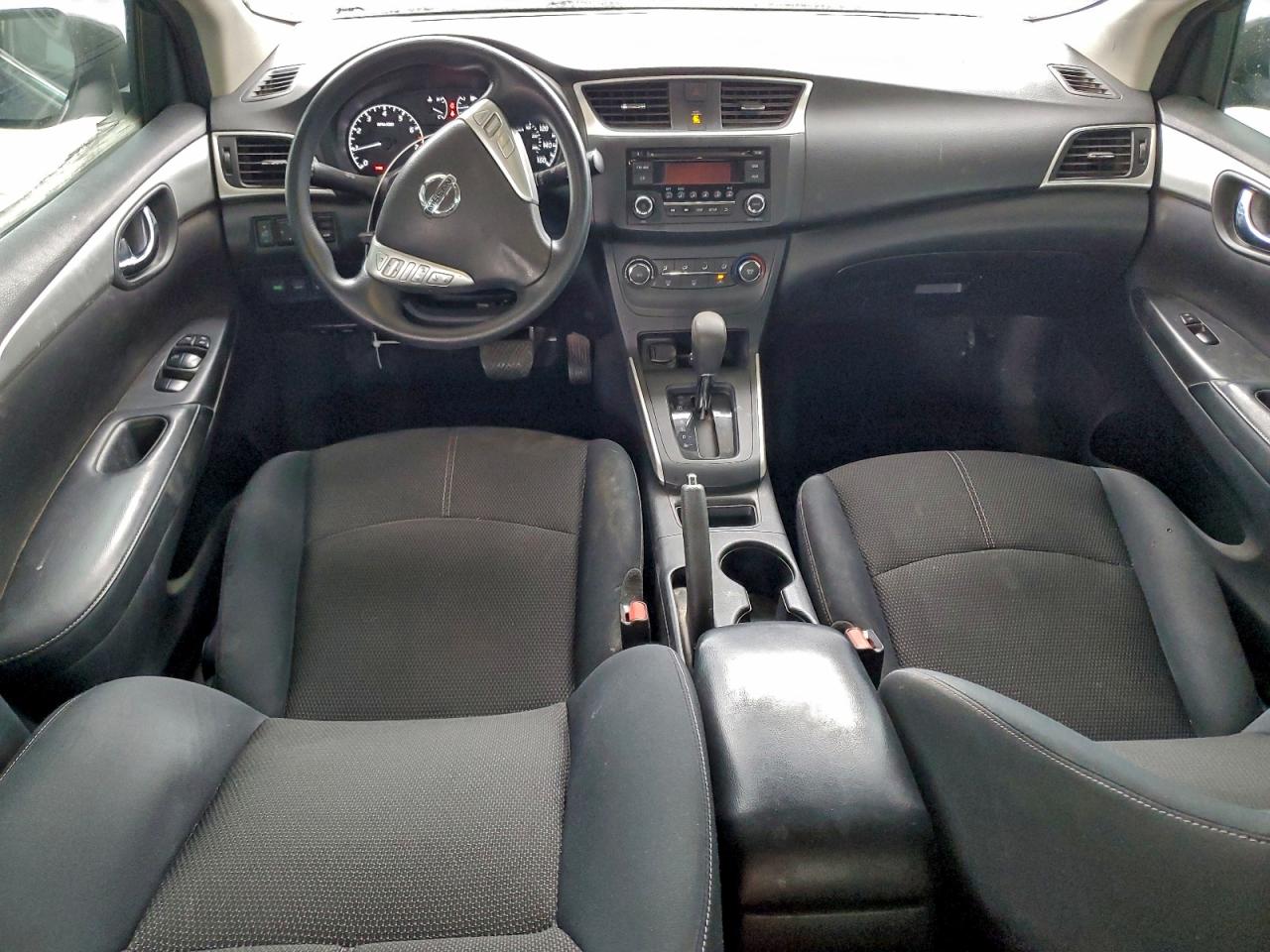 Nissan Sentra S Image 11