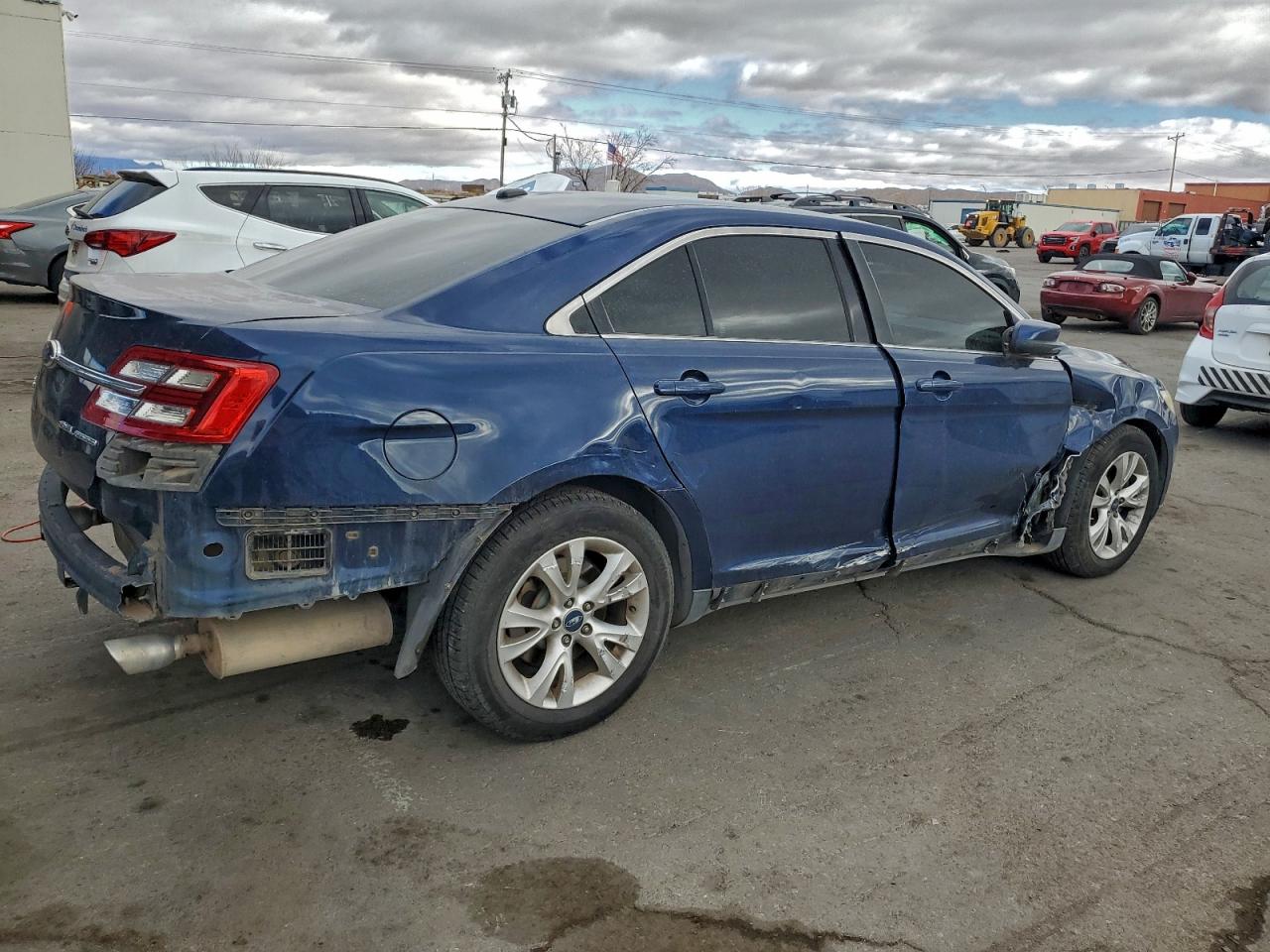 Ford Taurus Sel Image 5