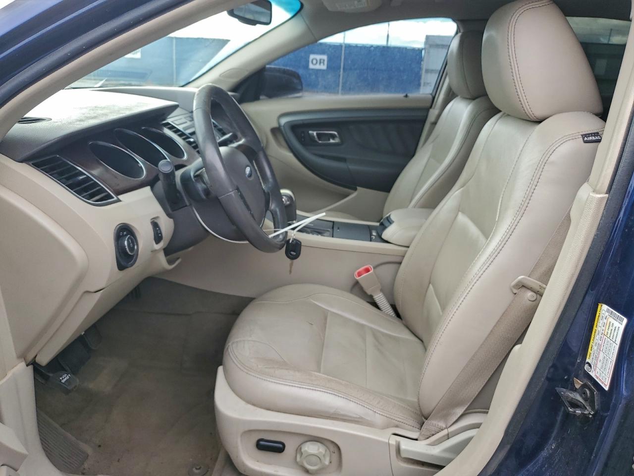 Ford Taurus Sel Image 9