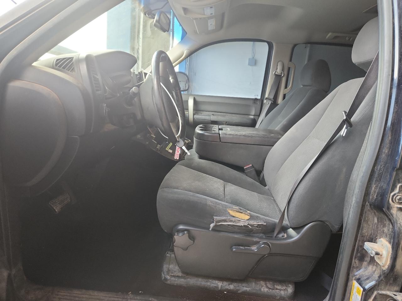 GMC Sierra K1500 Image 8