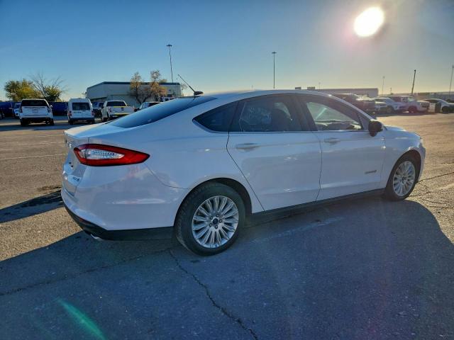 Ford Fusion S Hybrid Image 4