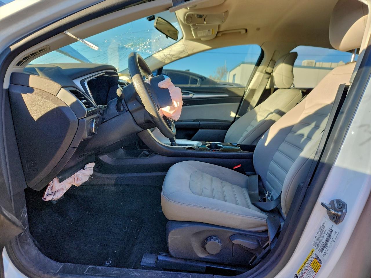 Ford Fusion S Hybrid Image 3