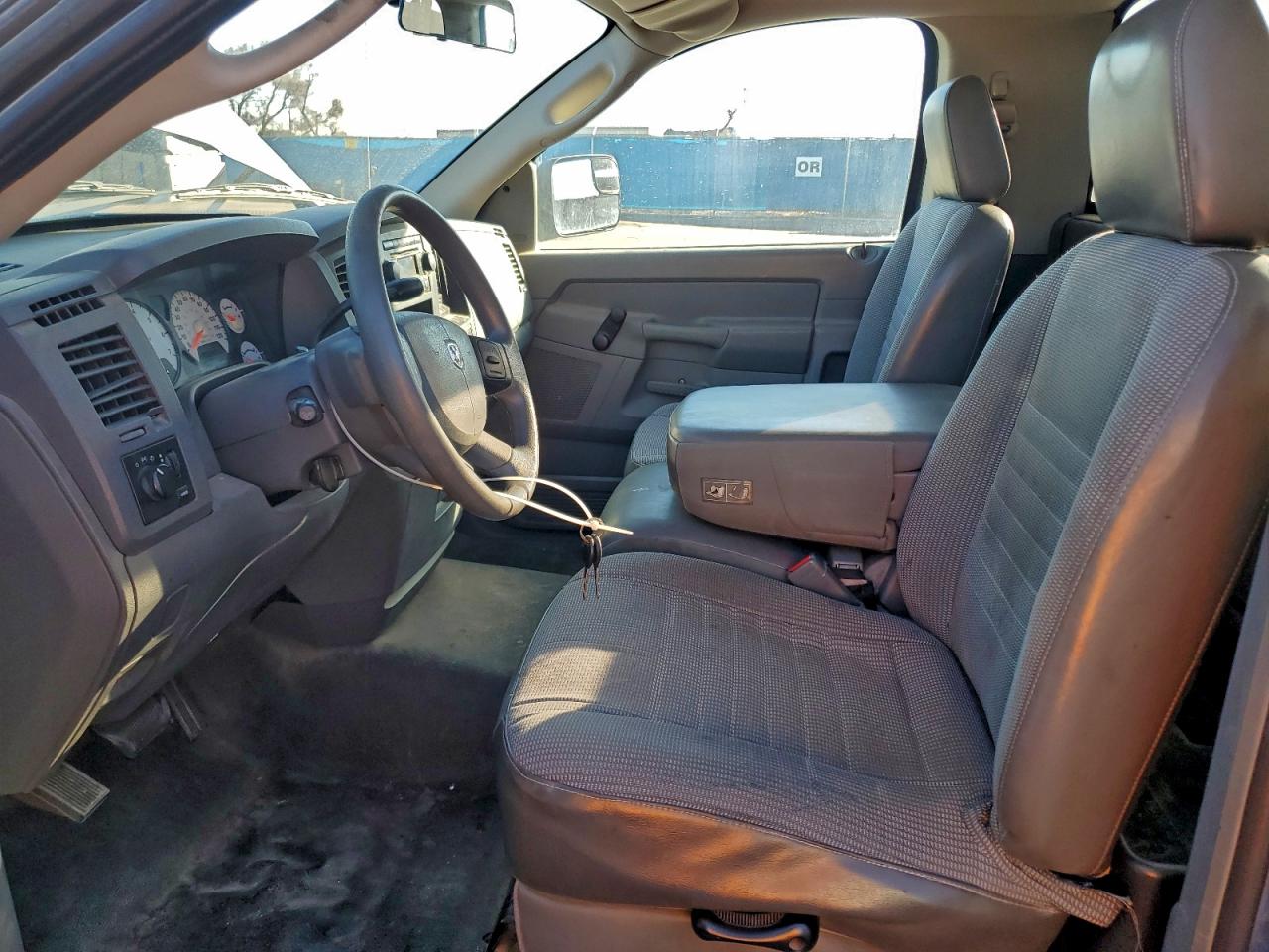 Dodge Ram 1500 St Image 3