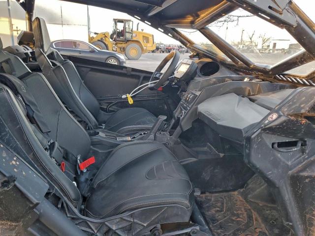 Can-Am Maverick X X Rs Turbo Rr Image 8