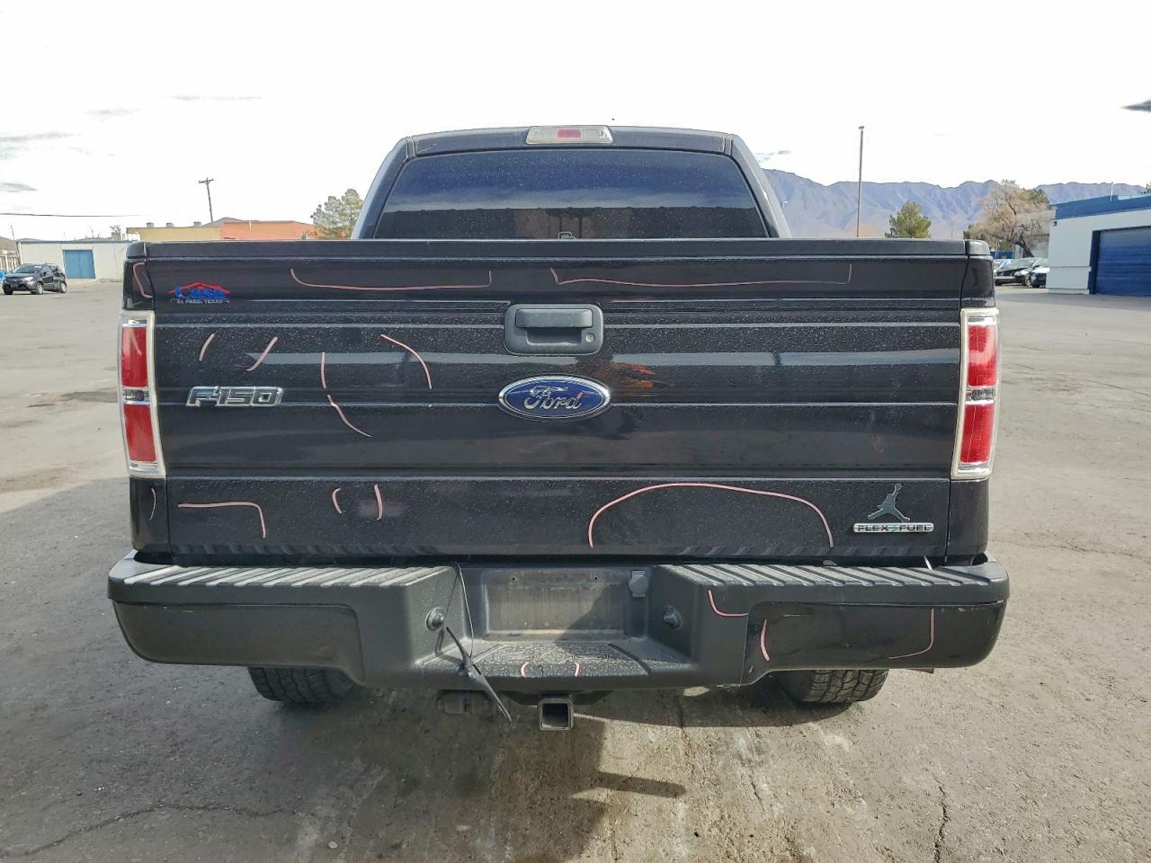 Ford F-150 Supercrew Image 5