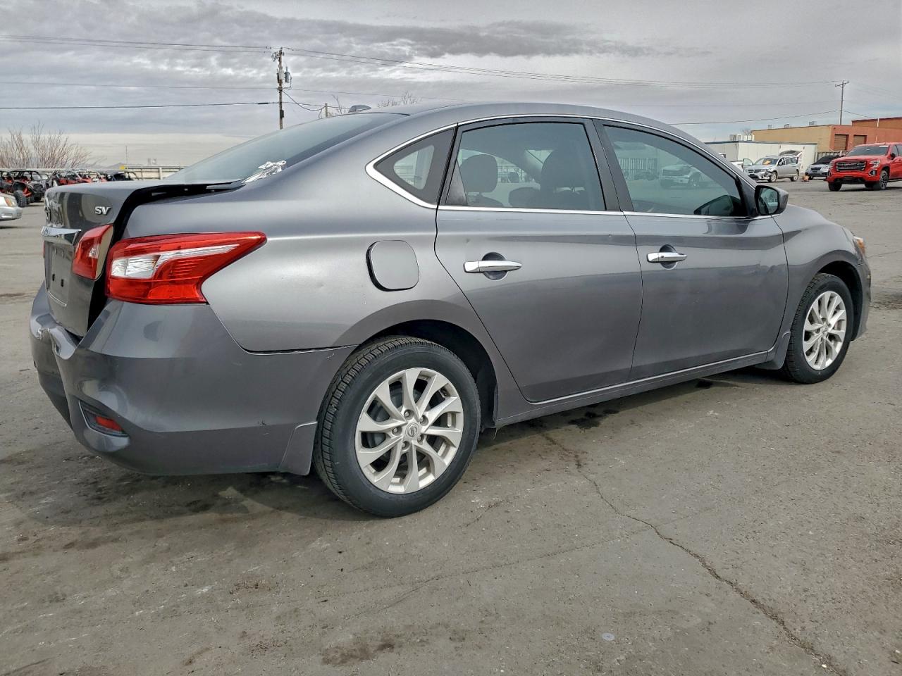 Nissan Sentra S Image 4